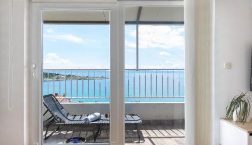 Apartment with Sea View