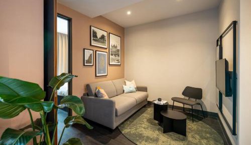 One-Bedroom Apartment with Balcony