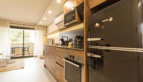 Apartment with Balcony