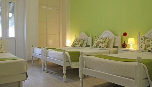 Quintuple Room (5 Adults)
