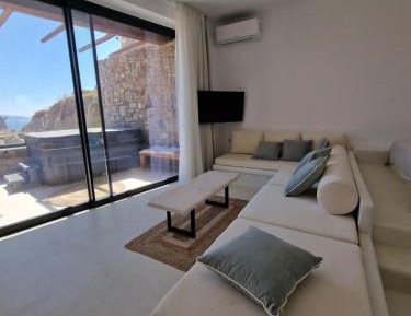 Queen Suite with private jaccuzi 