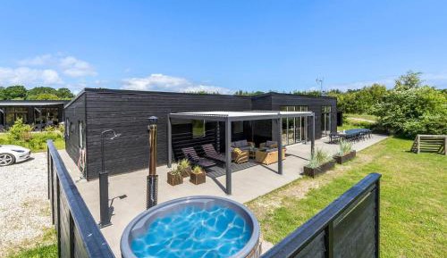 Seven-Bedroom Holiday Home