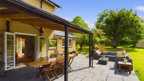 Four-Bedroom Holiday Home
