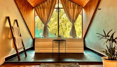 King Suite with Spa Bath