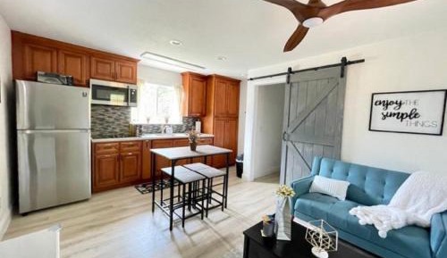 One-Bedroom Apartment with Garden View