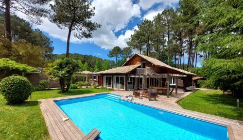 Four-Bedroom Holiday Home