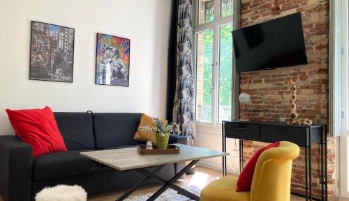 Studio Apartment with Balcony