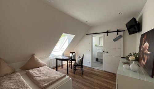 Double Room with Private Bathroom