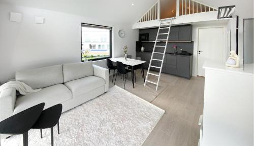 One-Bedroom Holiday Home