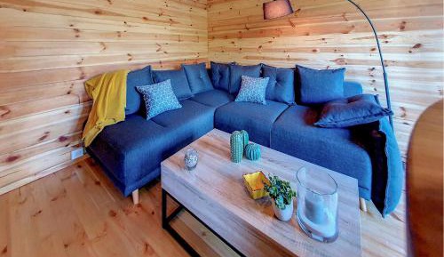 One-Bedroom Holiday Home
