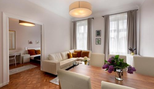 Deluxe One-Bedroom Apartment with City View