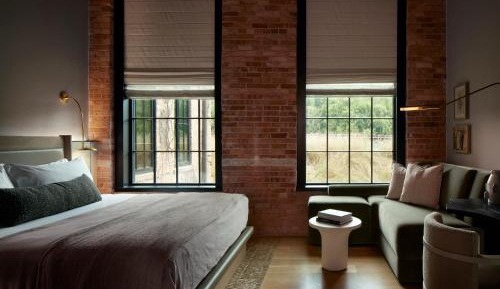 Standard King Room
