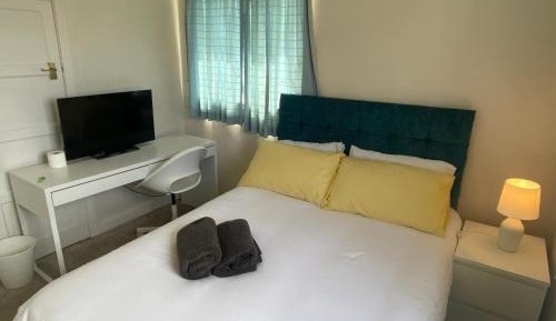 Double Room with Shared Bathroom
