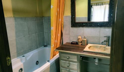 Deluxe Double Room with Bath