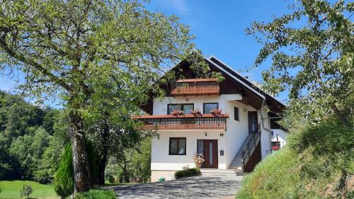 One-Bedroom Family Apartment