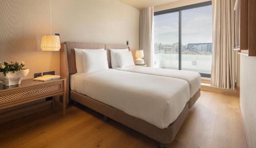 Suite with City View