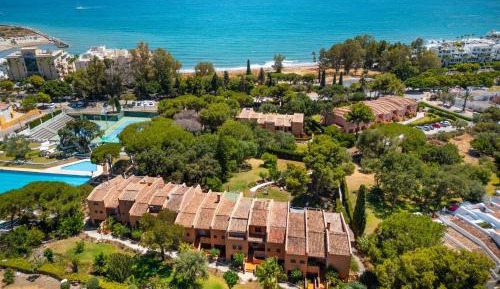 Two-Bedroom Apartment with Terrace and Sea View