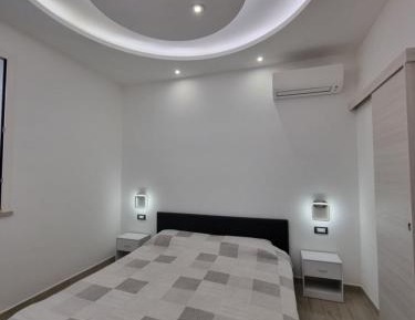 Two-Bedroom Deluxe Apartment with Balcony