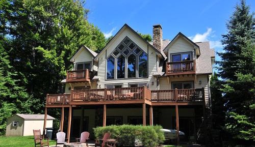 Six-Bedroom House