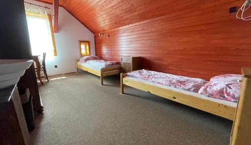 Quadruple Room with Shared Bathroom