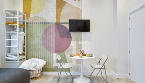 Studio Apartment