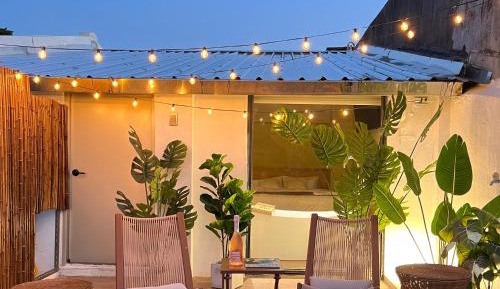 Executive Double Room with River View (with bathtub/private balcony)