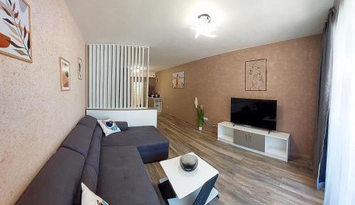 Apartment - Split Level