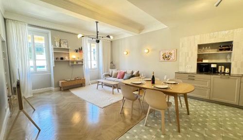 Superior Apartment
