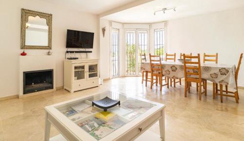 Five-Bedroom Holiday Home