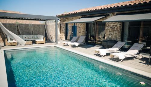 Double Room with Pool View