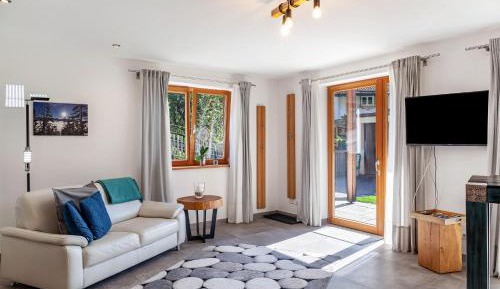 Superior One-Bedroom Apartment