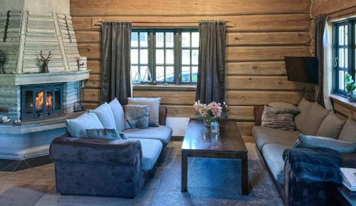 Five-Bedroom Holiday Home