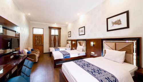 Family Room with Balcony