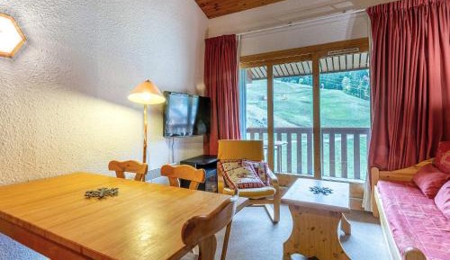 Apartment (6 Adults)
