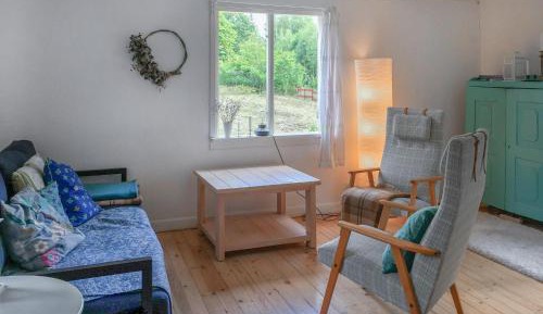 One-Bedroom Holiday Home