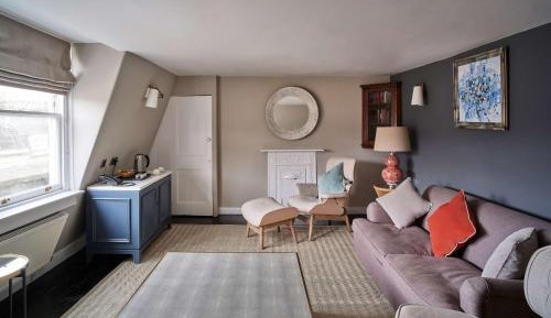 Two-Bedroom Traditional Suite