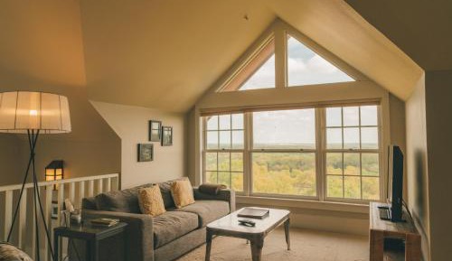 King Suite - Nance Suite