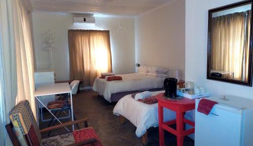 Twin Room with Shower