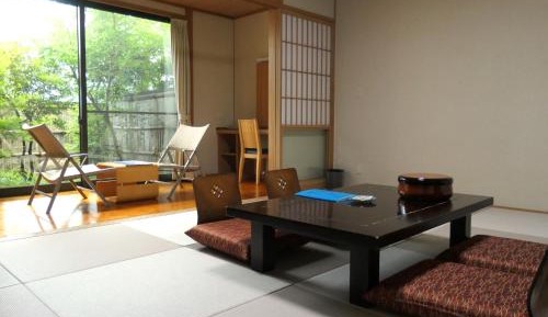 Japanese-Style Room