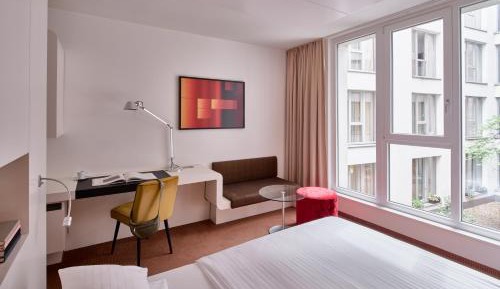 Superior Courtyard Room