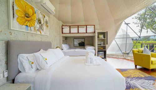 Family Room with Mountain View