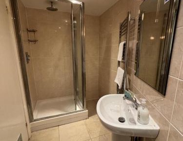 Triple Room with Private Bathroom