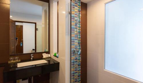Deluxe Double Room with Pool Access