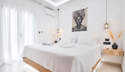 Superior One-Bedroom Apartment with Balcony