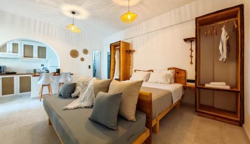 Triple Room with Balcony