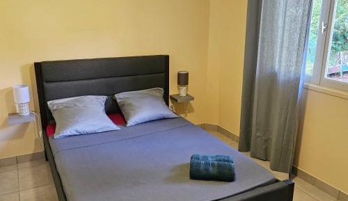 Double Room with Shared Bathroom