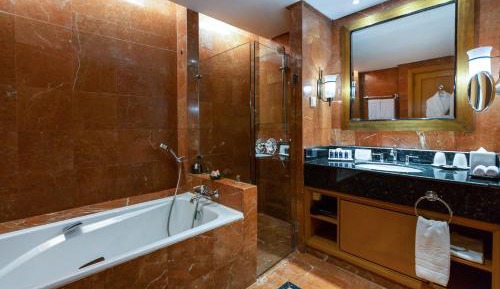 Deluxe Double or Twin Room with Sea View