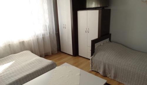 Quadruple Room with Private Bathroom