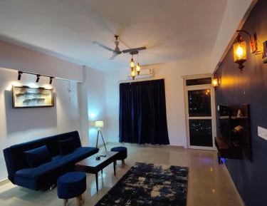 Apartment with Balcony