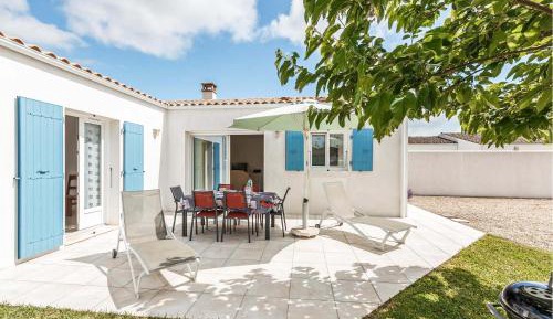 Two-Bedroom Holiday Home
